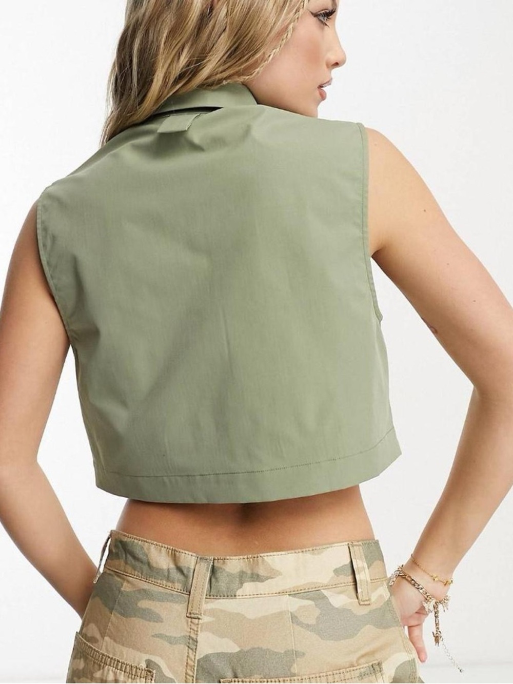 Stradivarius Utility Cropped Sleeveless Top - Picture 2 of 4